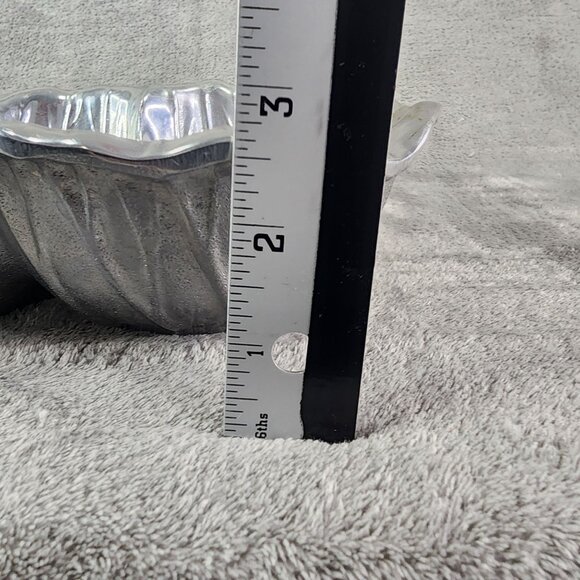 Vintage Anchor Hocking Leaf-Shaped Silver Dish - Picture 11 of 11